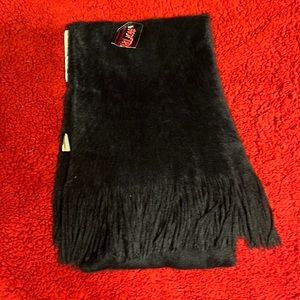 Hot Topic Fuzzy Scarf. New with tag